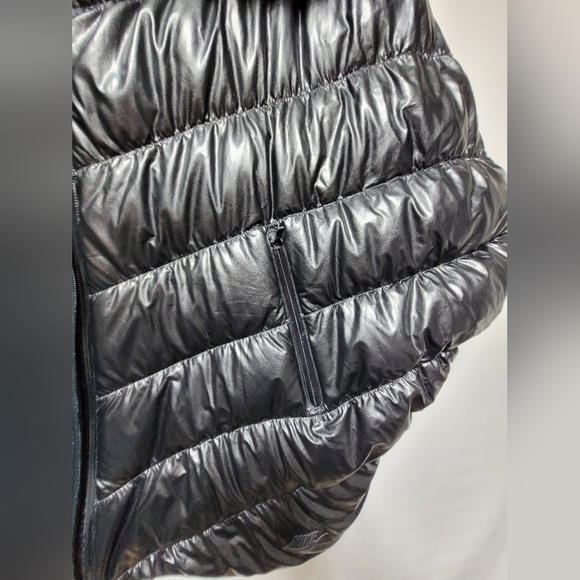 NWT Nike Cascade Down Puffer Poncho Jacket - Picture 8 of 14